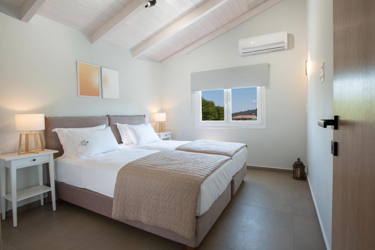 Grappolo Lefkada Villas - Vilana Ideal For Families And Small Groups Apolpaina ภายนอก รูปภาพ